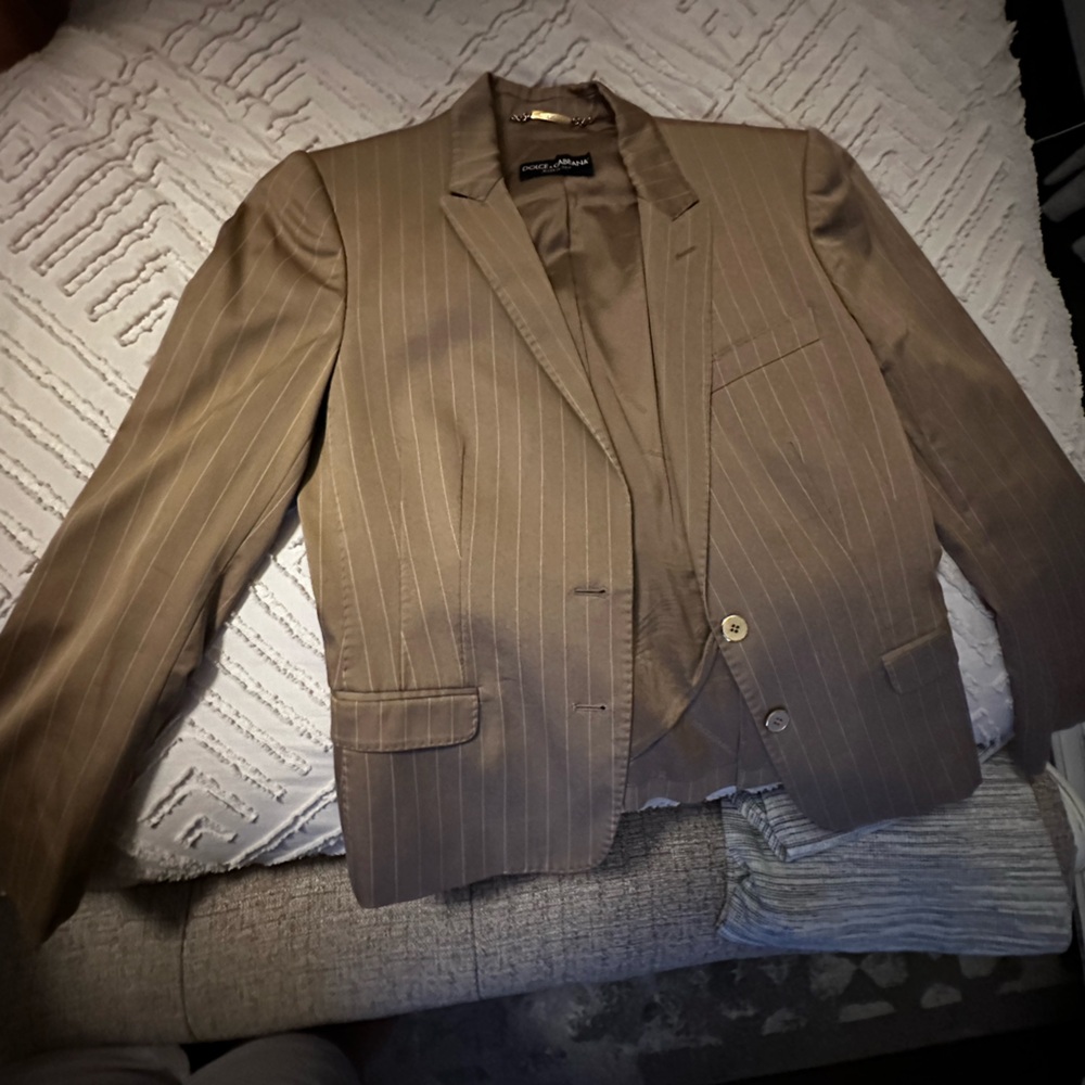 Dolce & Gabbana vintage gold beige blazer.